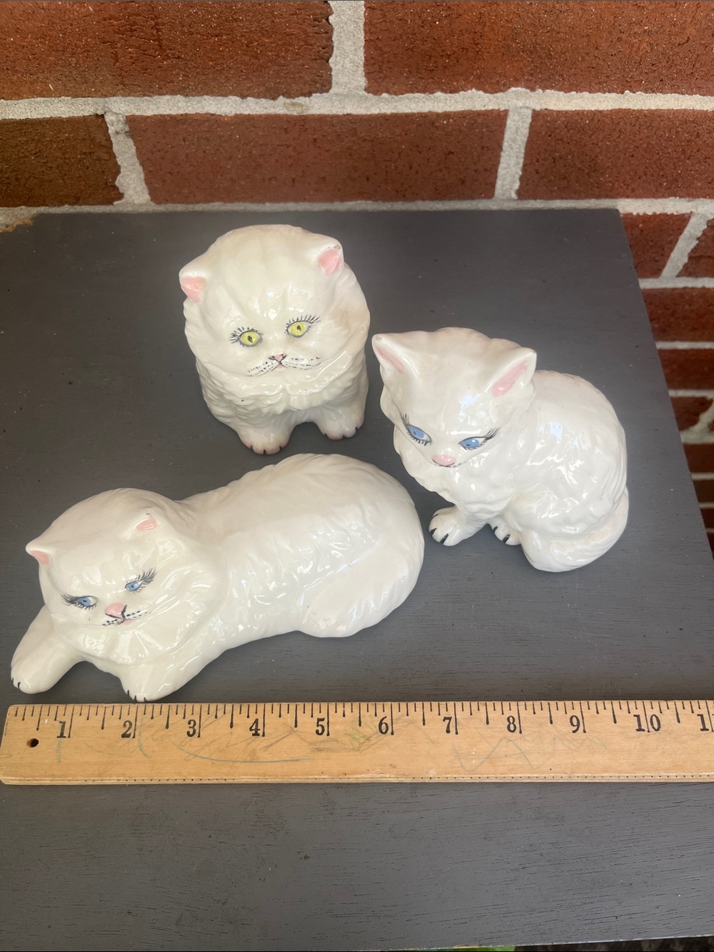 Vintage White Ceramic Cats Blue & green eyes Hand-painted Set of 3 - Picture 4 of 7